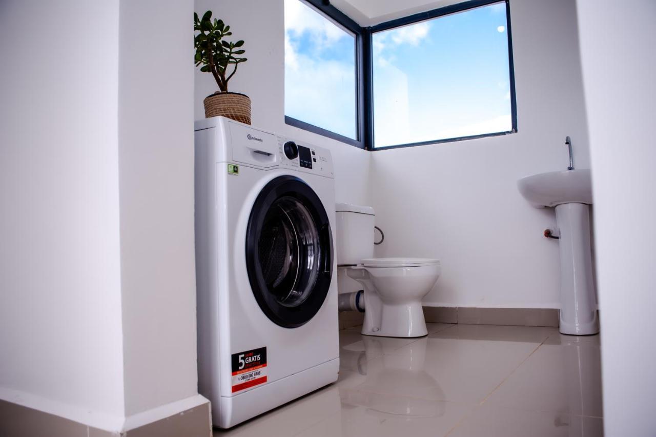 Ampifitia Guest House Antananarivo Ngoại thất bức ảnh