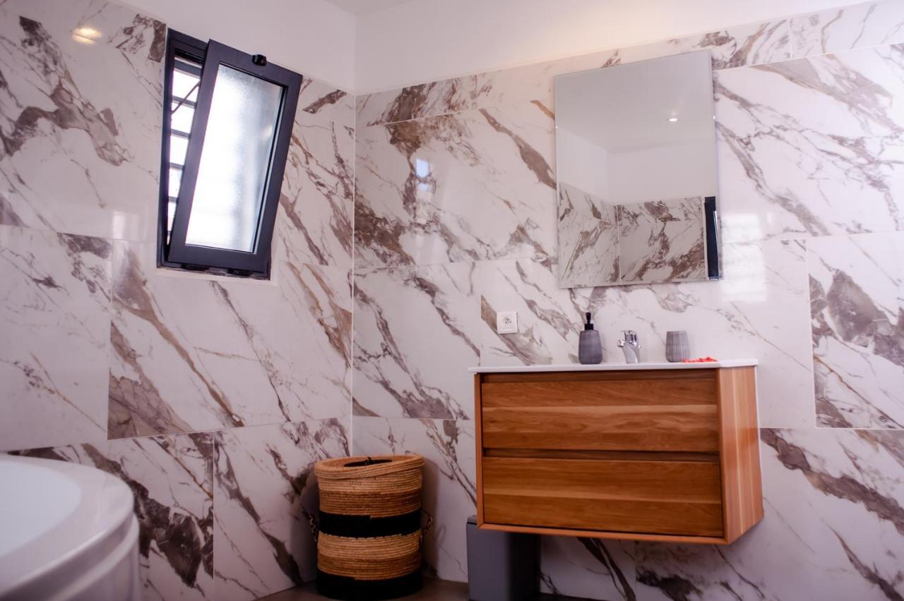 Ampifitia Guest House Antananarivo Ngoại thất bức ảnh