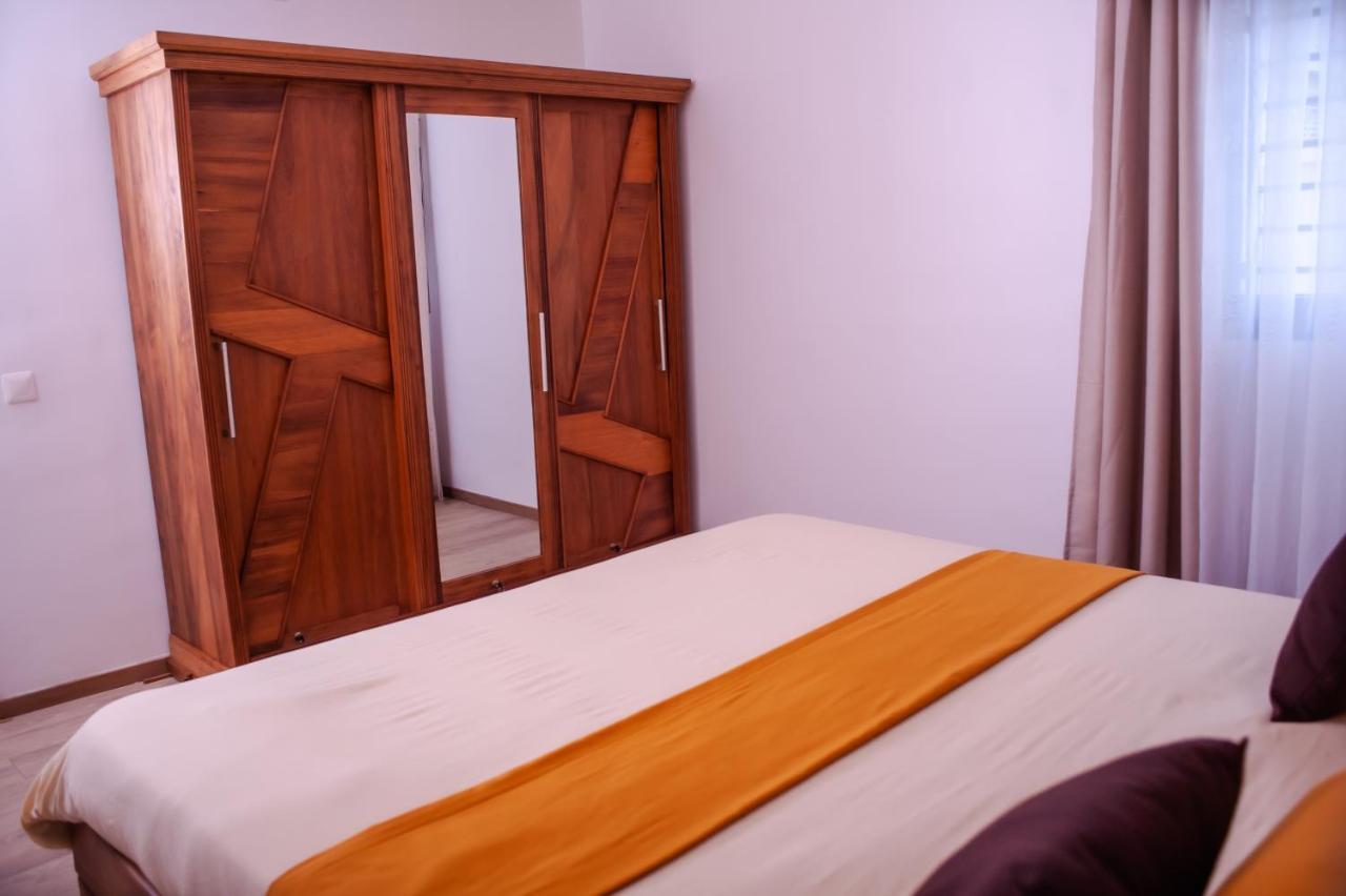 Ampifitia Guest House Antananarivo Ngoại thất bức ảnh