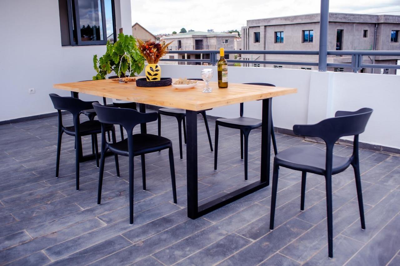 Ampifitia Guest House Antananarivo Ngoại thất bức ảnh